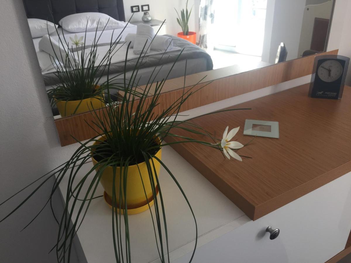Guest'S Apartament Πόγραδετς Εξωτερικό φωτογραφία
