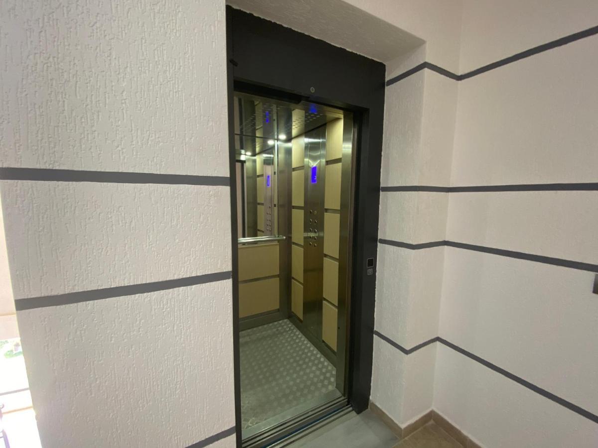 Guest'S Apartament Πόγραδετς Εξωτερικό φωτογραφία